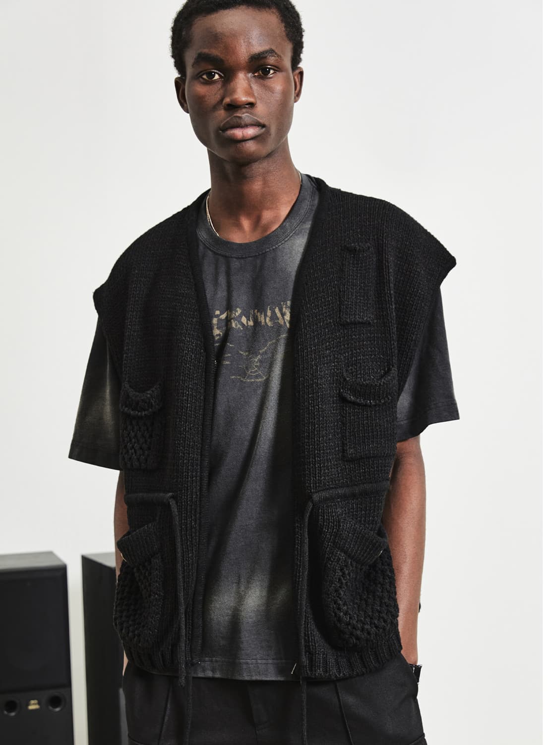 엘무드 유틸리티 니트 베스트 가디건 블랙 48사이즈 상품이미지5