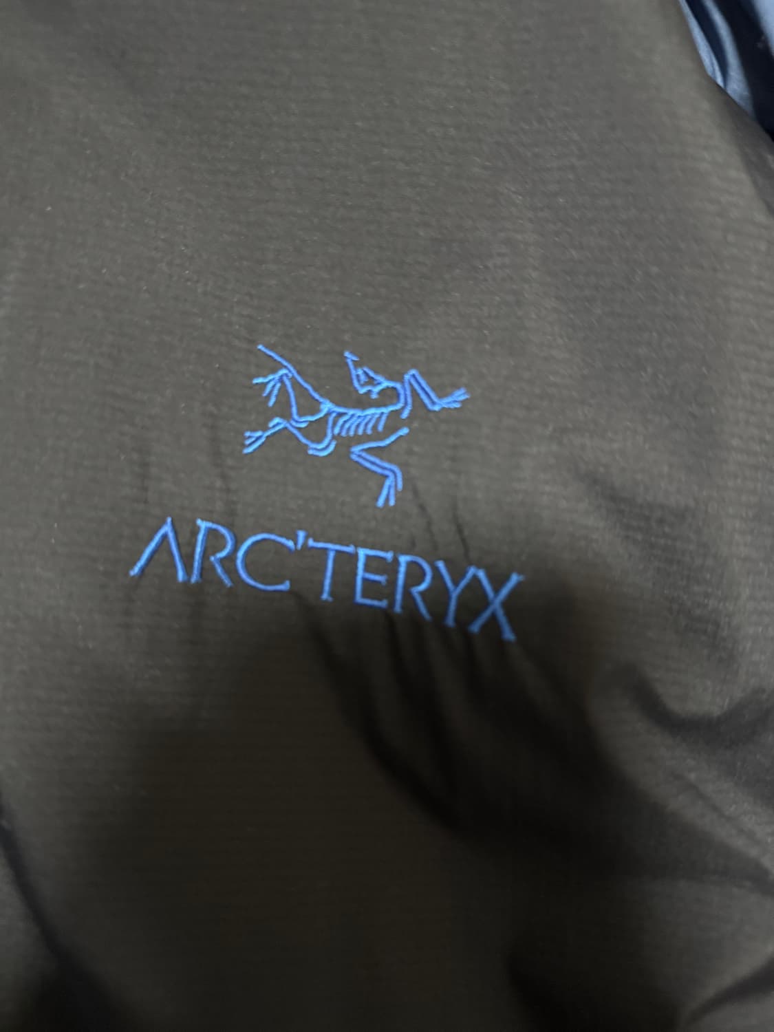 아크테릭스 x 빔즈 아톰 LT 후디 보로 블루 상품이미지5