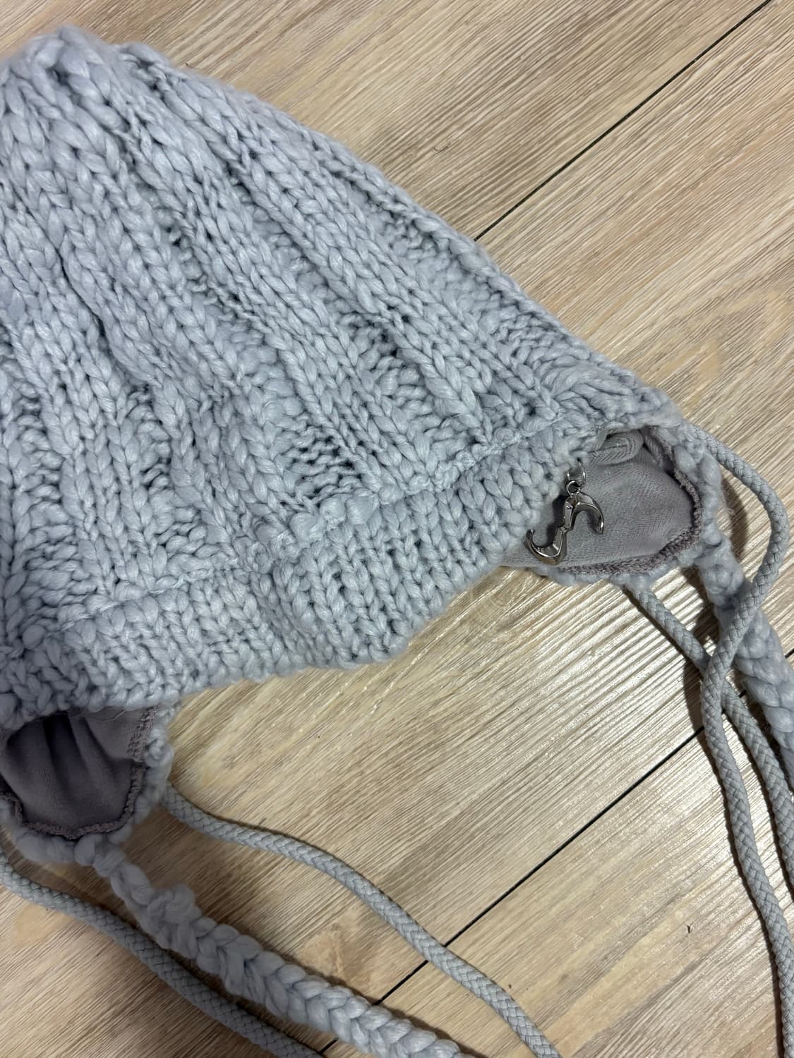 OJOS 오호스 브레이디드 이어플랩 비니 그레이 상품이미지7