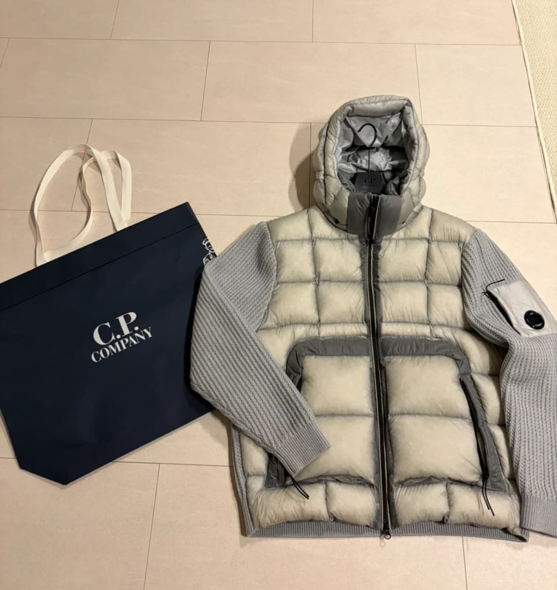 CP컴퍼니 코리아 니트패딩 xxl 상품이미지1