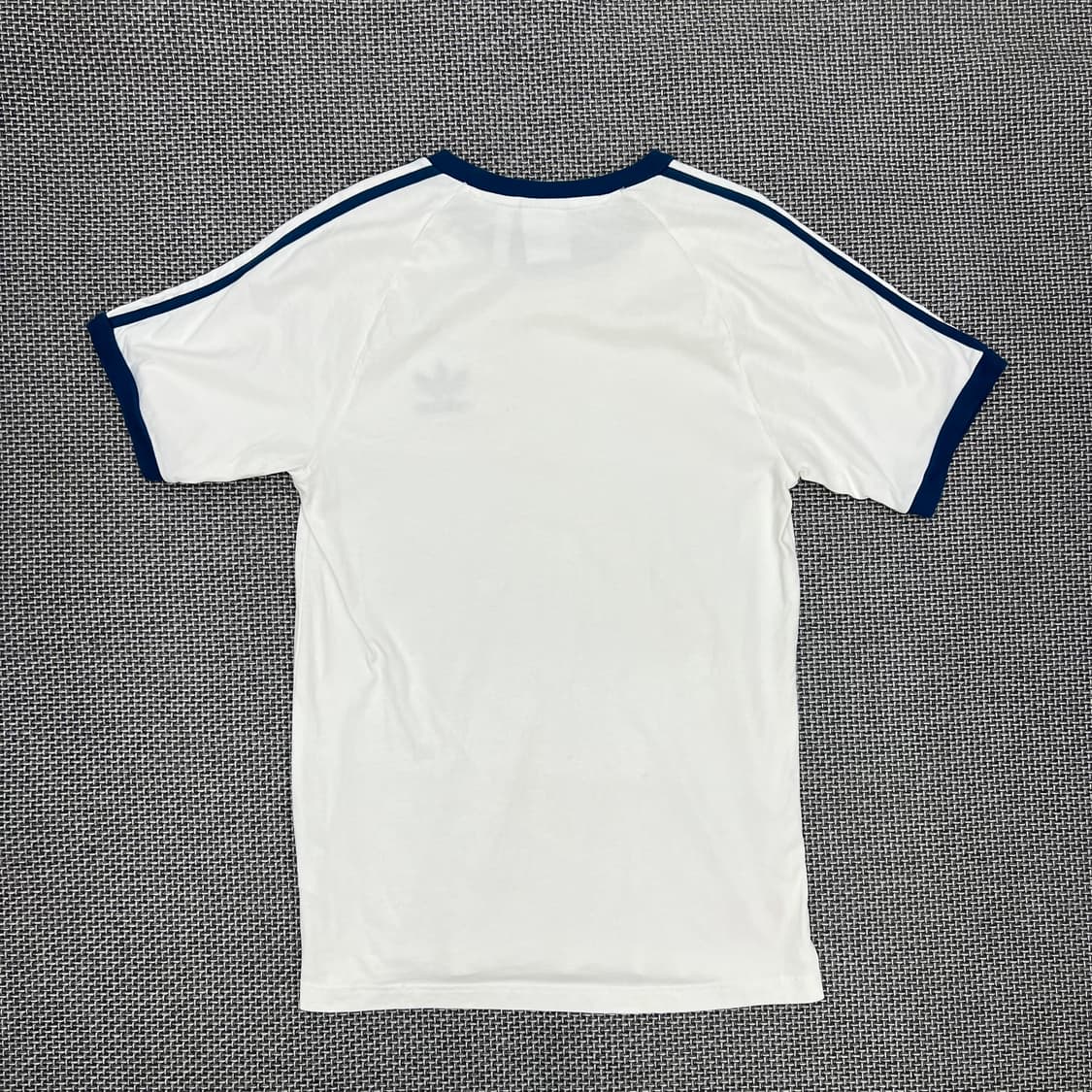 아디다스 화이트 링거 반팔 티셔츠 상품이미지3