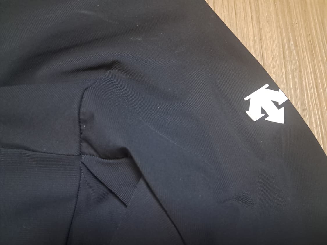 데상트 여성 런닝 자켓 85 상품이미지7