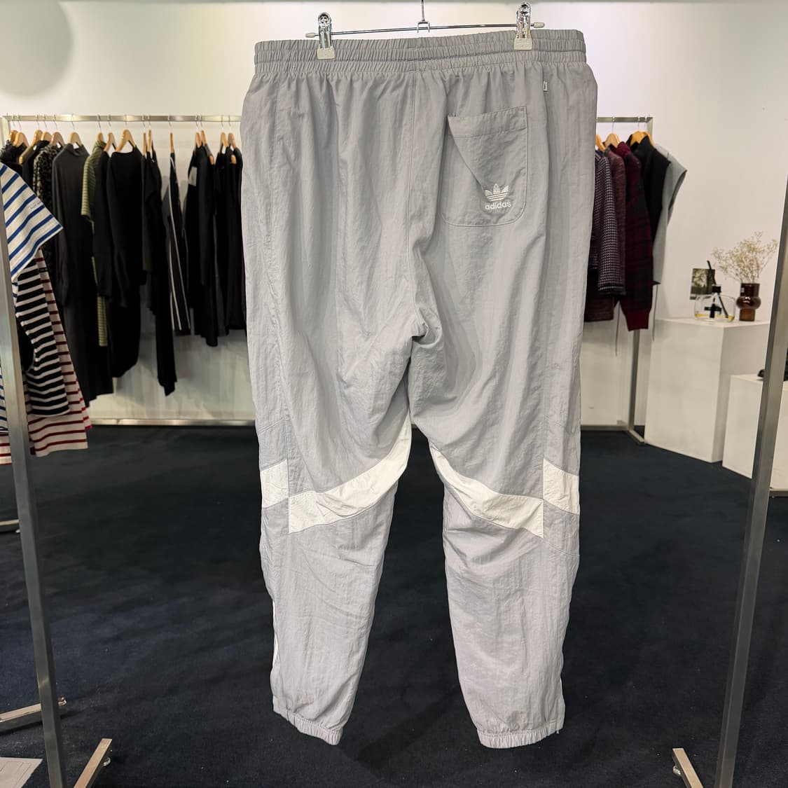 [3XL] 아디다스 로고 우븐 조거팬츠 상품이미지2