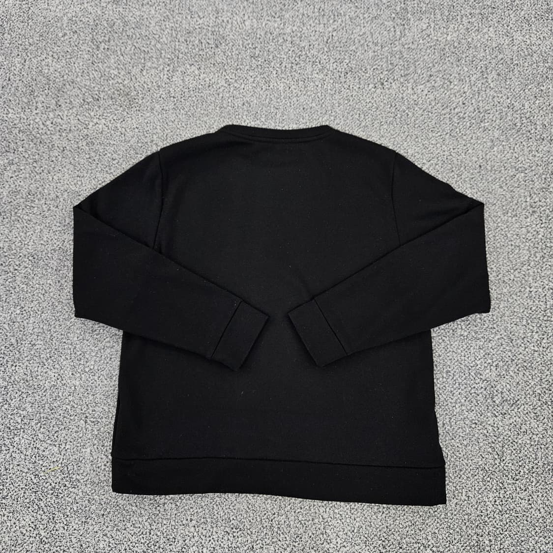 [M] 게스 여성 기모 스몰로고 맨투맨 티셔츠 1104JM3 상품이미지3