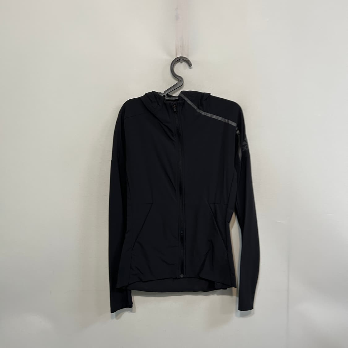 아디다스 여성 러닝 바람막이 집업 블랙 55정도 상품이미지1