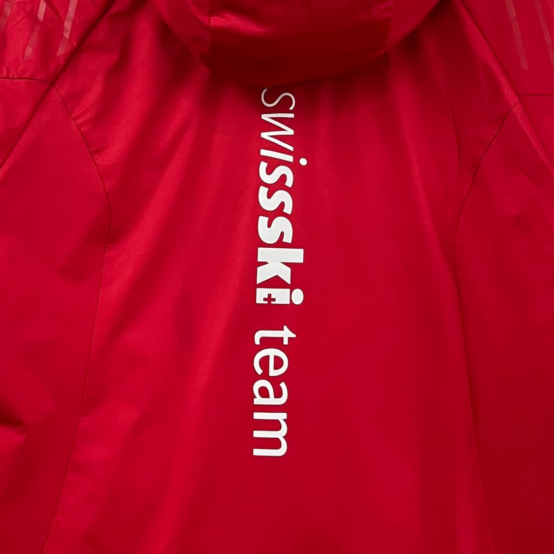 데상트 아우디 스위스 스키팀 헤비 덕다운 패딩 점퍼 상품이미지5