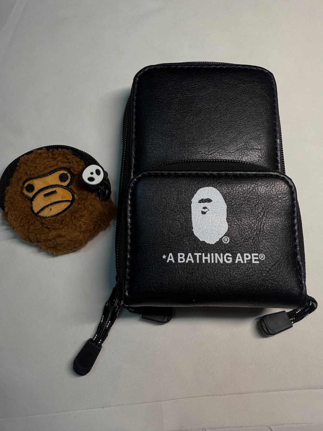 [예약할인] 최저가 베이프 블랙 크로스백 + 마일로 동전지갑 bape 상품이미지1
