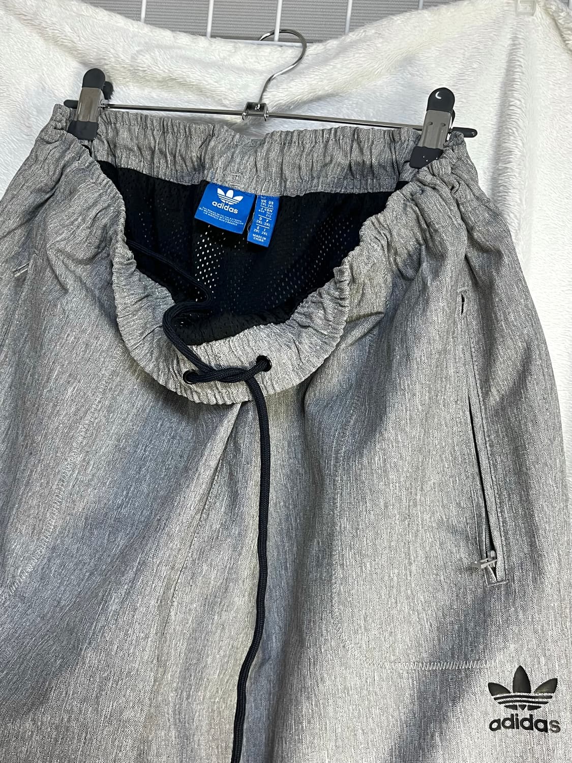 아디다스 파이어버드 로고 윈드 팬츠 상품이미지3