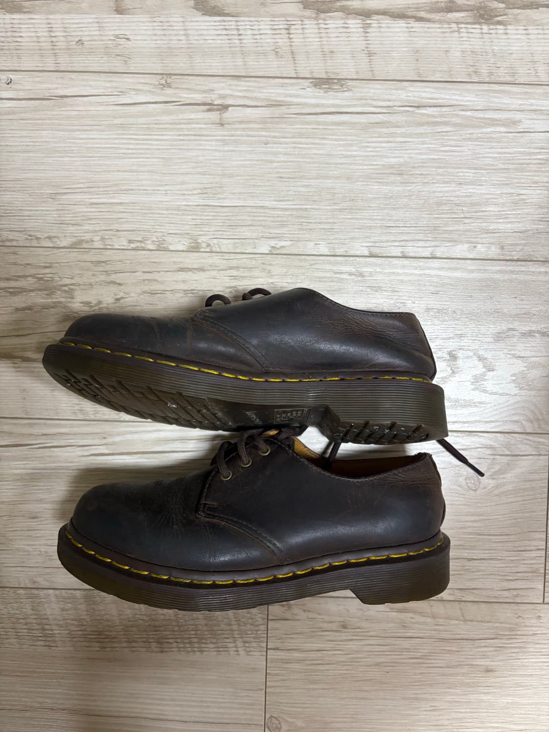 닥터마틴 1461 3홀 크레이지홀스 220 상품이미지2