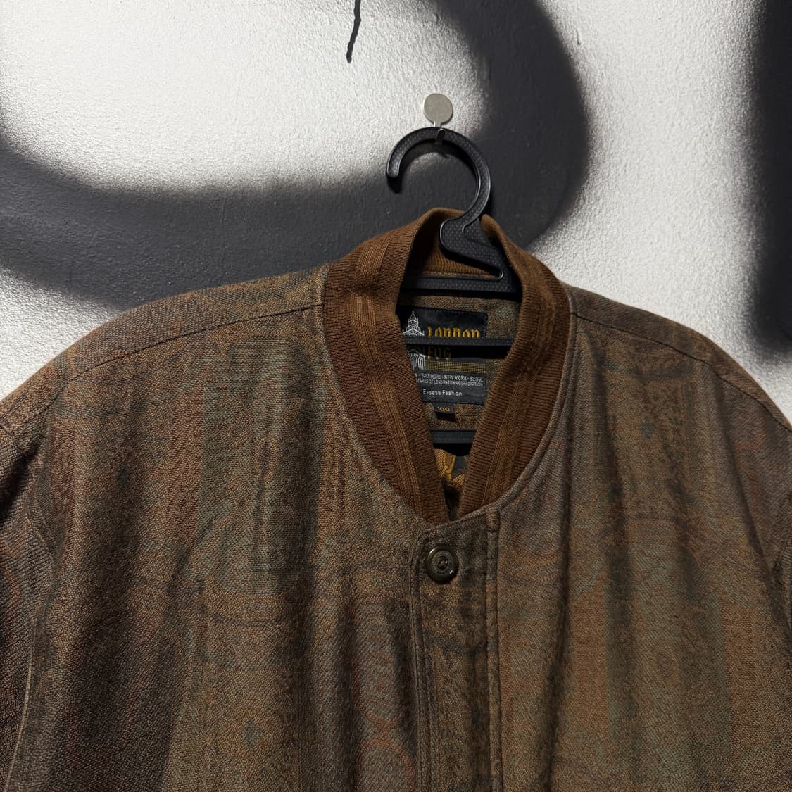 런던포그 에스닉 풀 패턴 브라운 블루종 봄버 자켓 상품이미지3