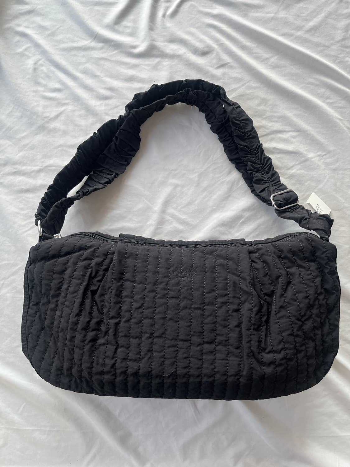 Y’SACCS 요지 야마모토 퀼티드 셔링 패디드 숄더 백 상품이미지2