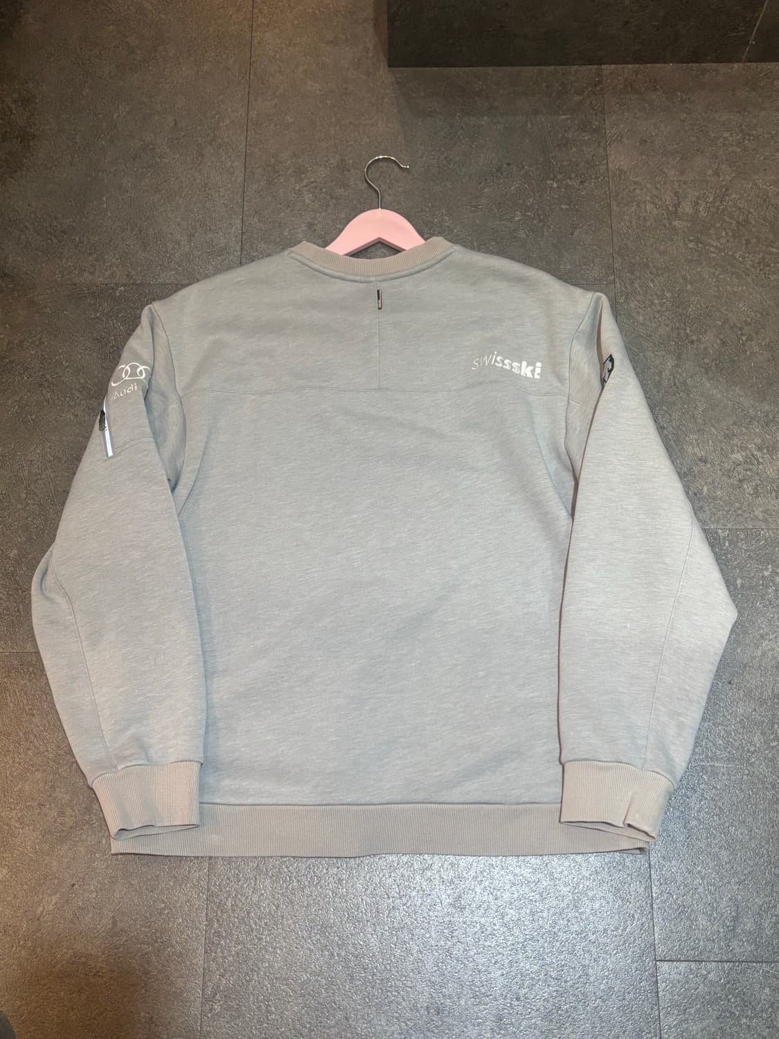 데상트 아우디 맨투맨 110사이즈 상품이미지3