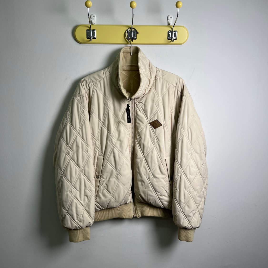 지방시 아이보리 리버시블 퀼팅 봄버 자켓 M 상품이미지1