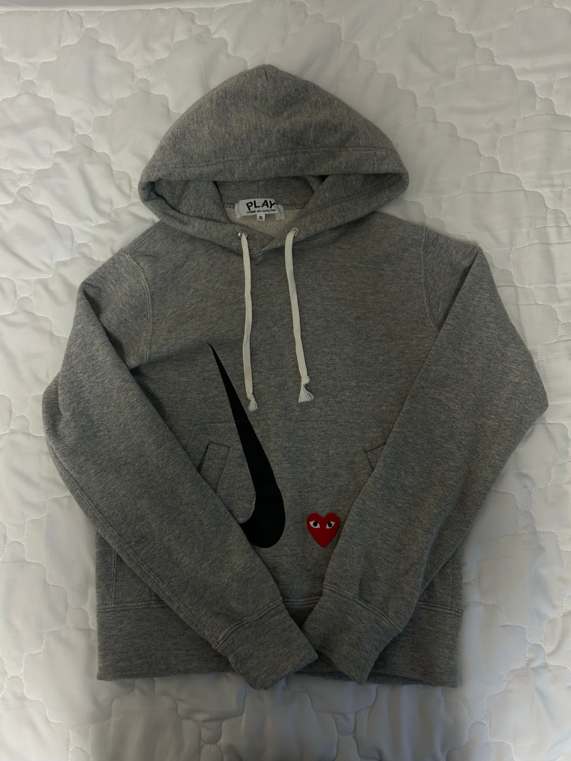 꼼데 나이키 콜라보 후드티 급처 상품이미지1