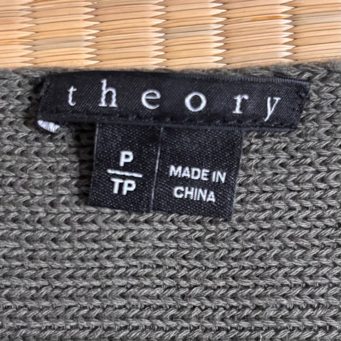 띠어리 캐시미어 니트 상품이미지3