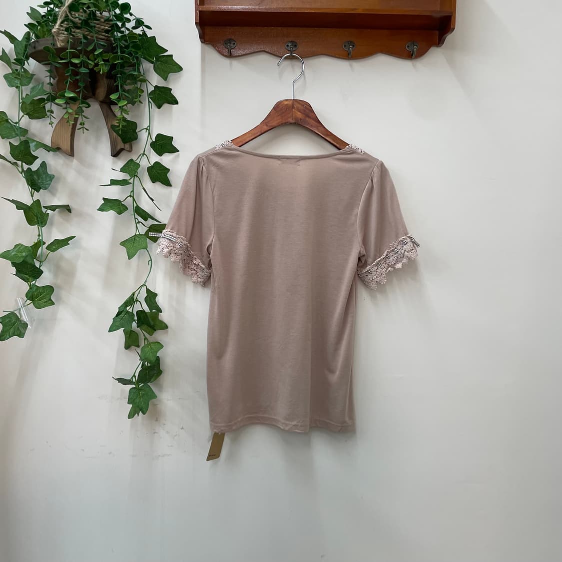 여리 페어리 히메갸루 axes femme 핑크베이지 크로쉐 레이스 탑 상품이미지4