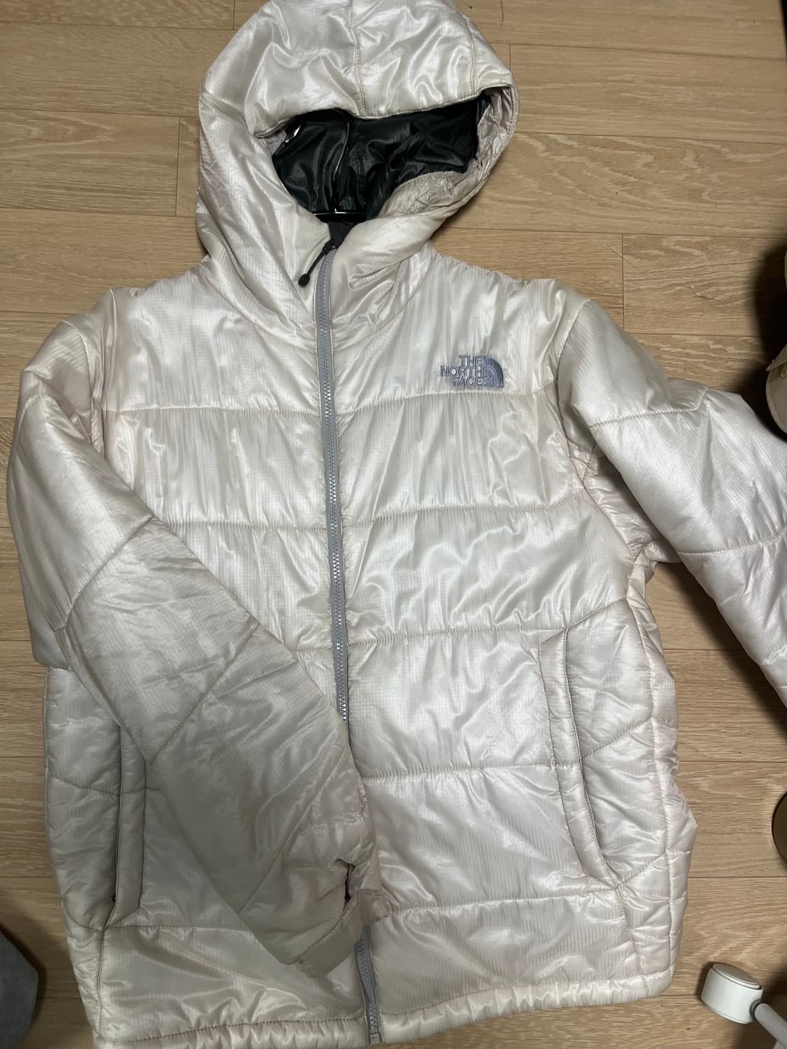 노스페이스 프리마로프트 패딩 L 상품이미지1