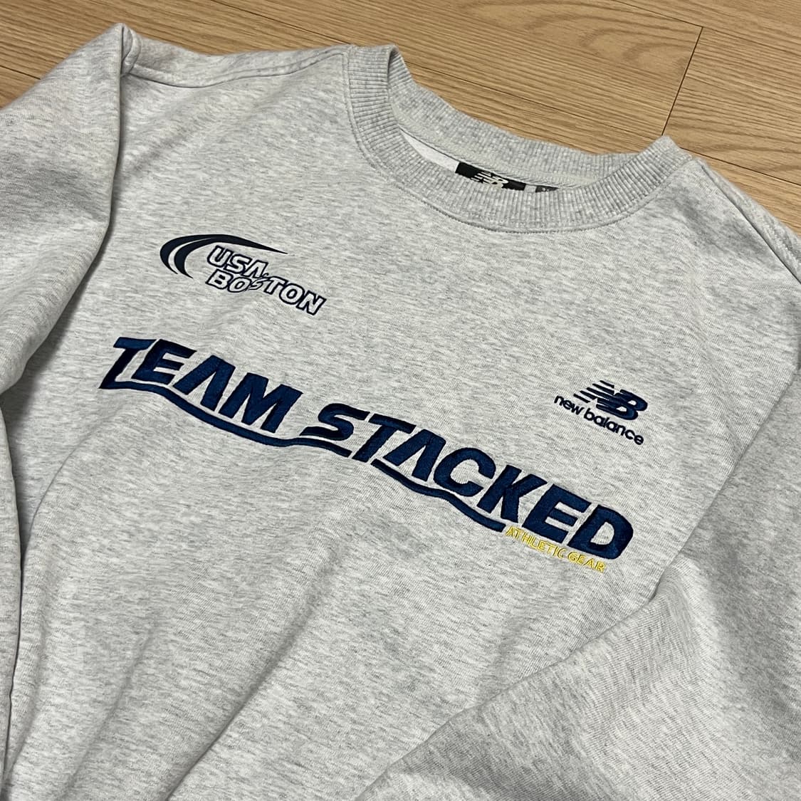 뉴발란스 프린팅 맨투맨 상품이미지2