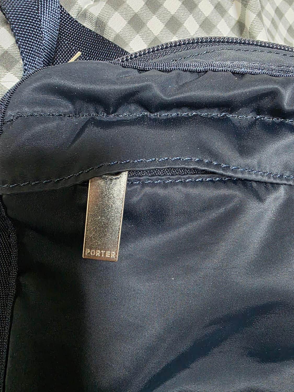 포터 프레임 숄더백 네이비 블루 상품이미지4