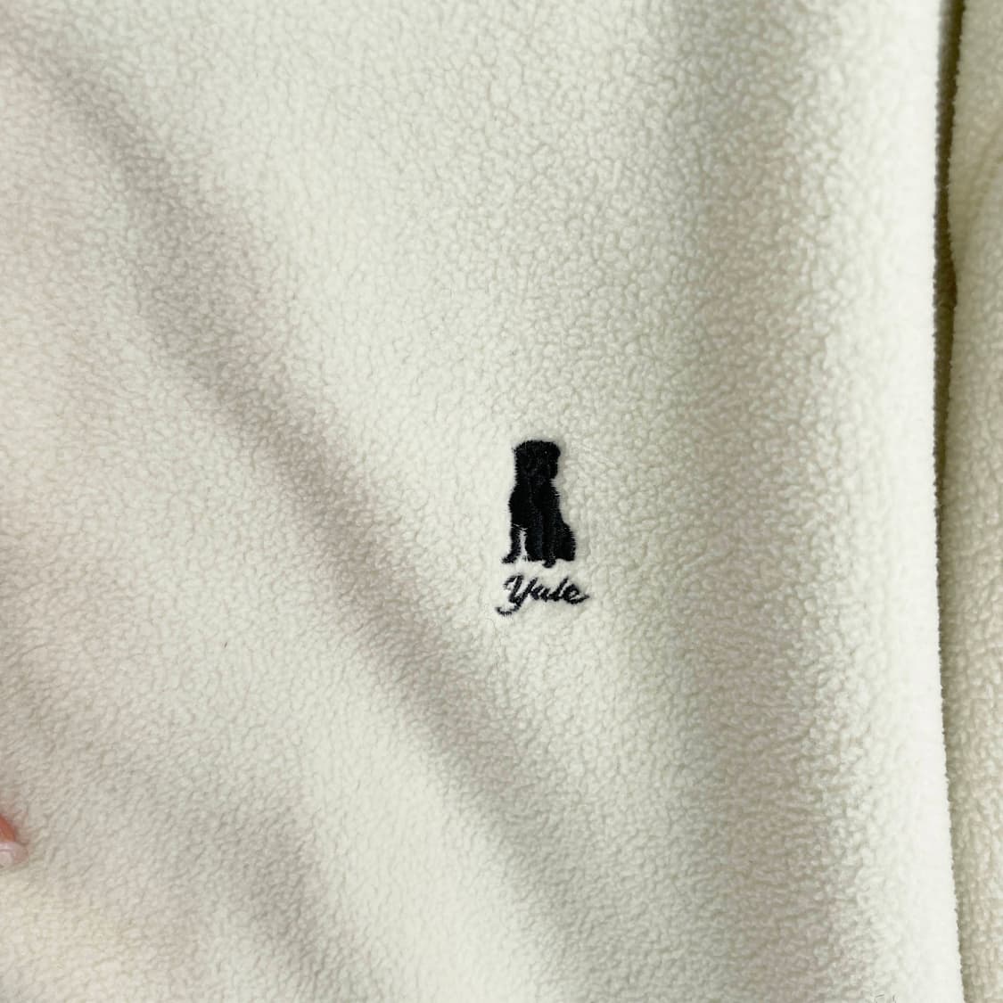 D2 예일(YALE) 헤리티지 댄 카라리스 보아 플리스 자켓 아이보리 X 상품이미지4