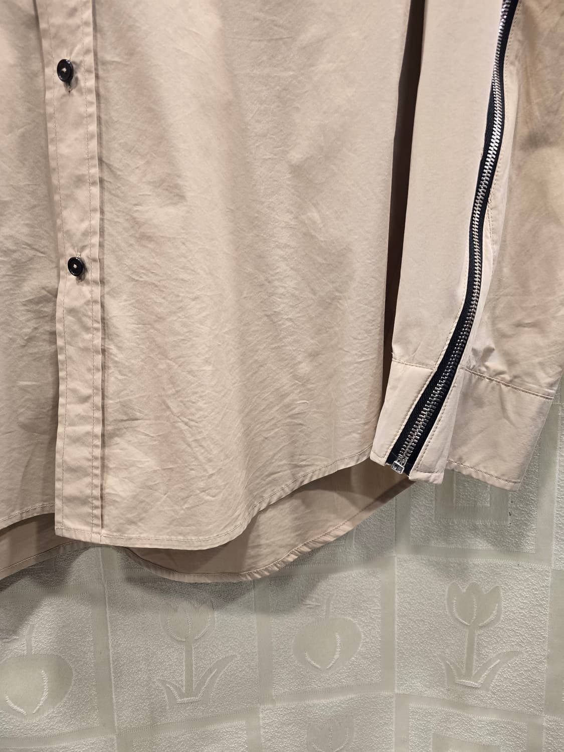 시스템 옴므 베이지색 오퍼핏 셔츠 95~100 상품이미지5