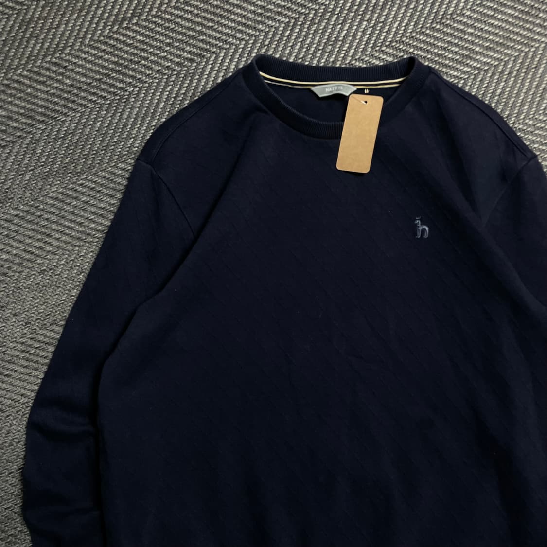 HAZZYS 자수로고 패턴 맨투맨 네이비o 5094 상품이미지2