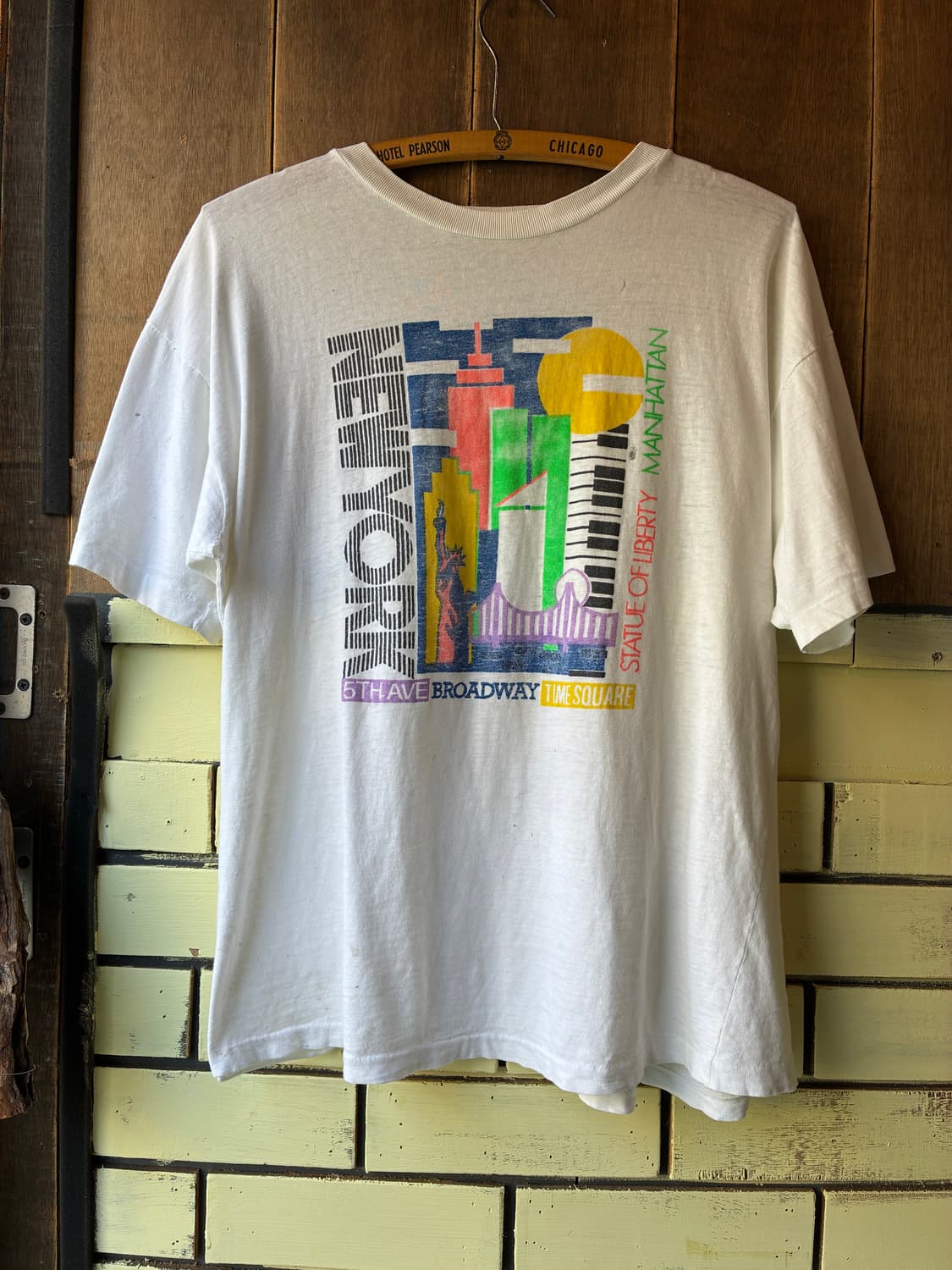 90s Vintage NEW YORK Graphic Tee  상품이미지1