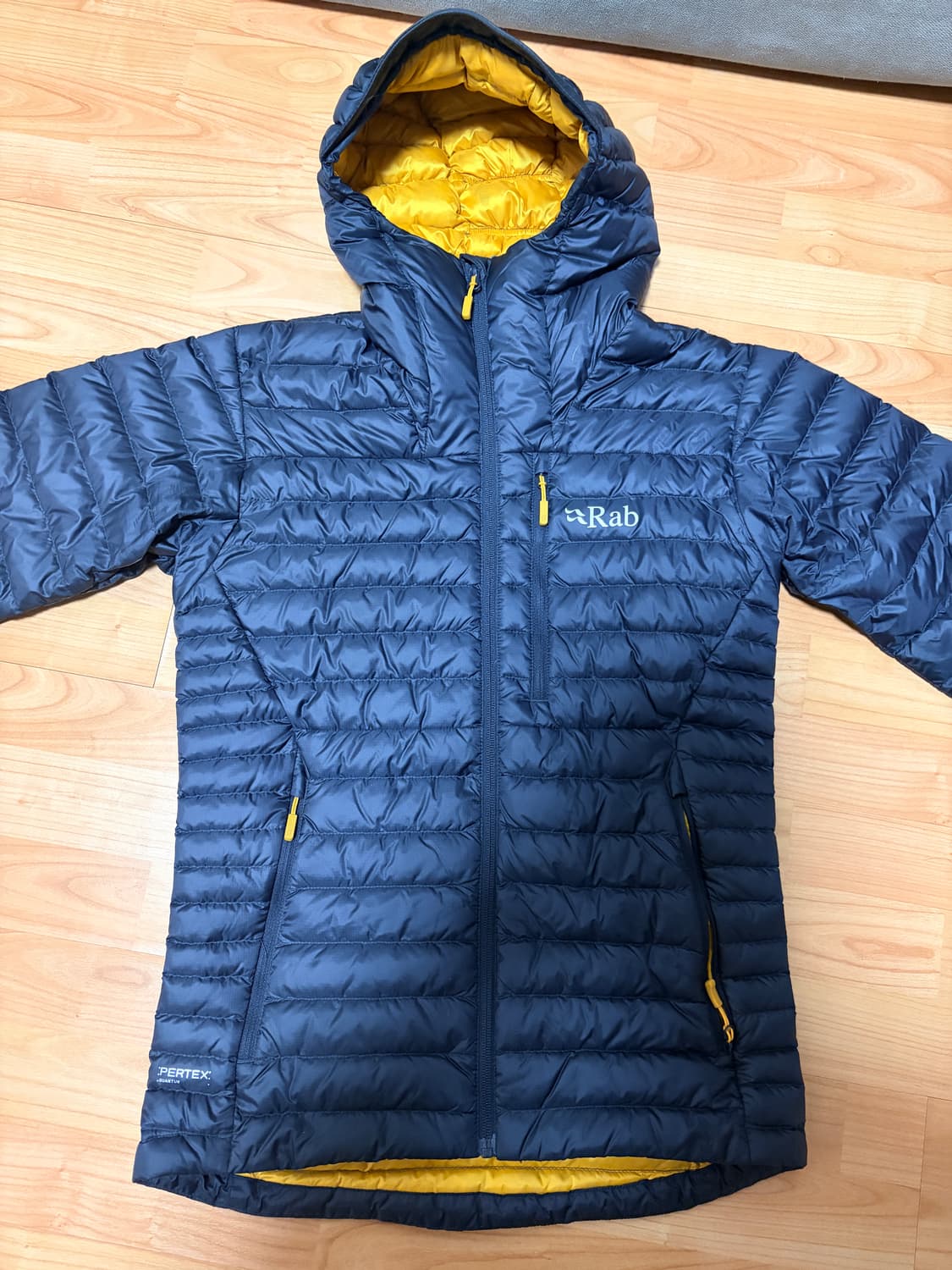 랩 경량패딩 벨루가 상품이미지1