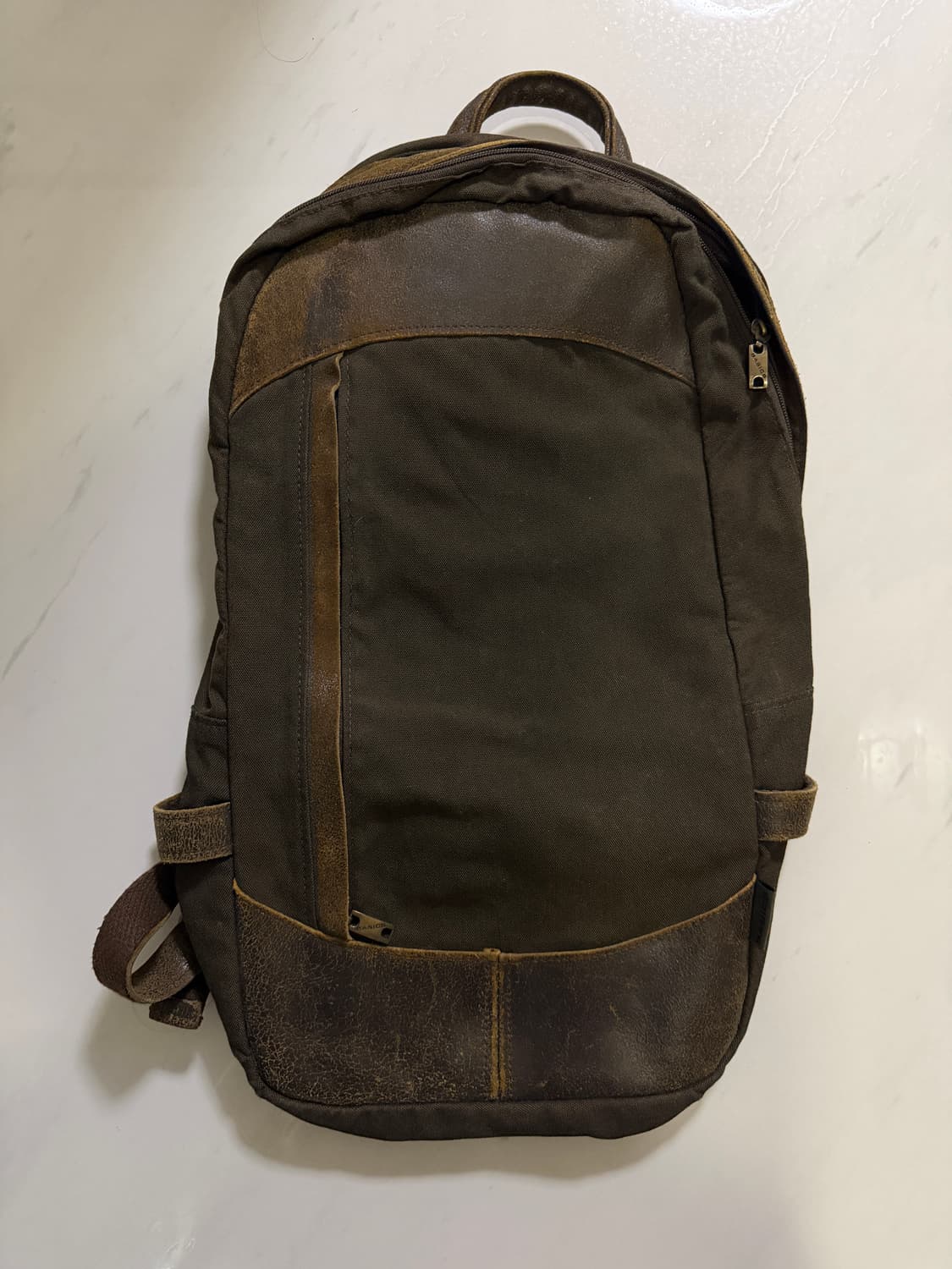IBW LTD 레더 백팩 상품이미지1