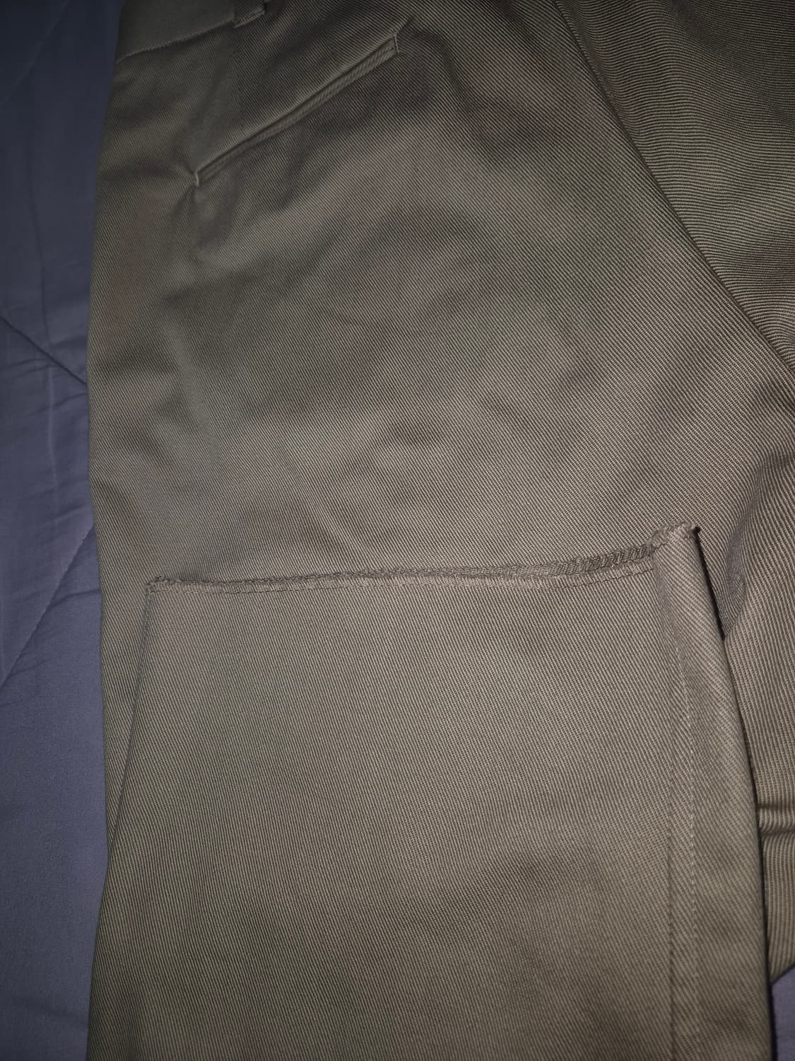 톰브라운 하이웨스트 치노팬츠 새제품 2사이즈 상품이미지3