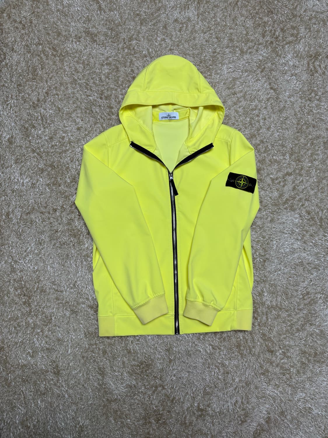 스톤아일랜드 라이트 소프트쉘 자켓 상품이미지3