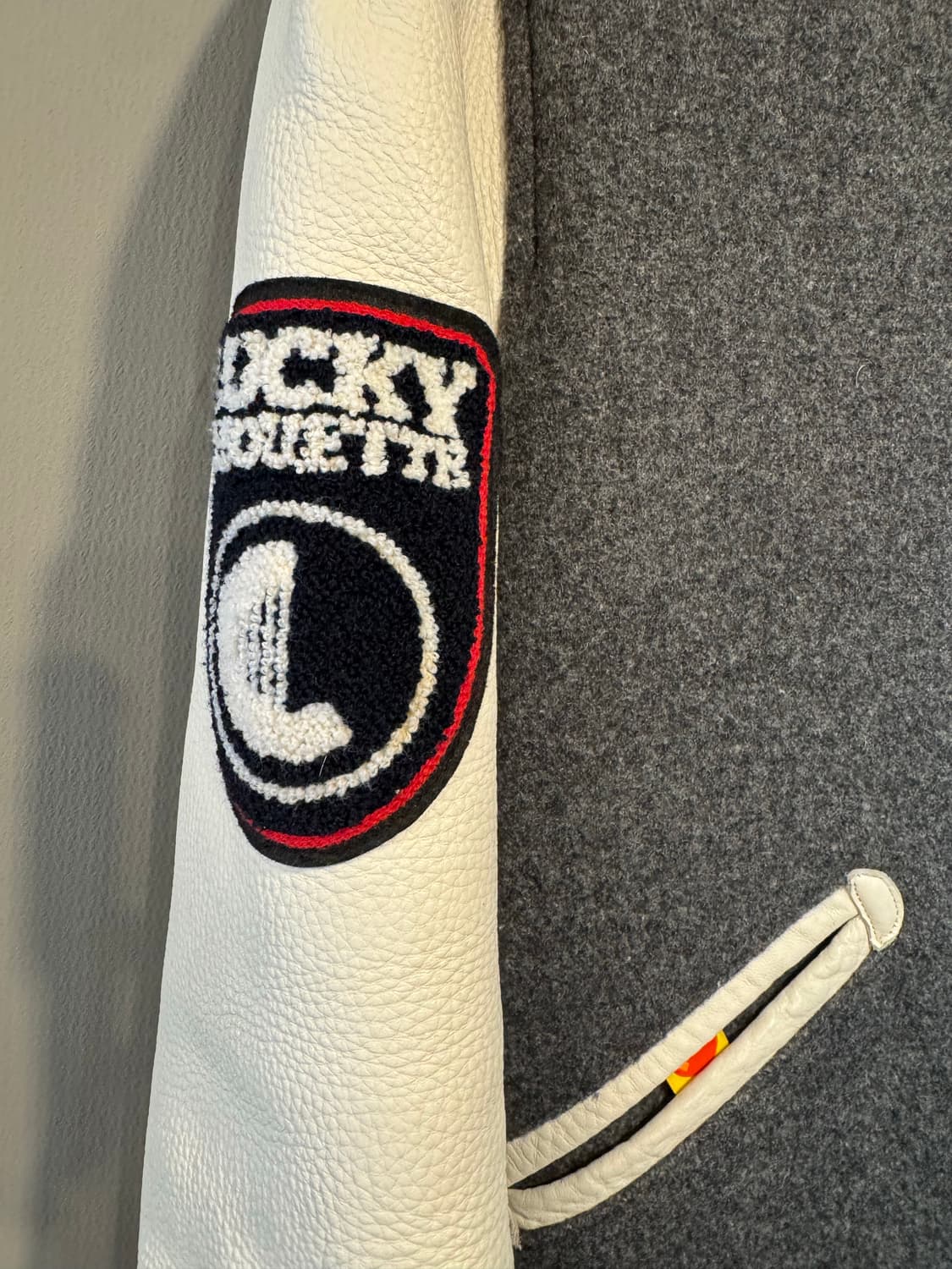 럭키슈에뜨 바시티 자켓 상품이미지3