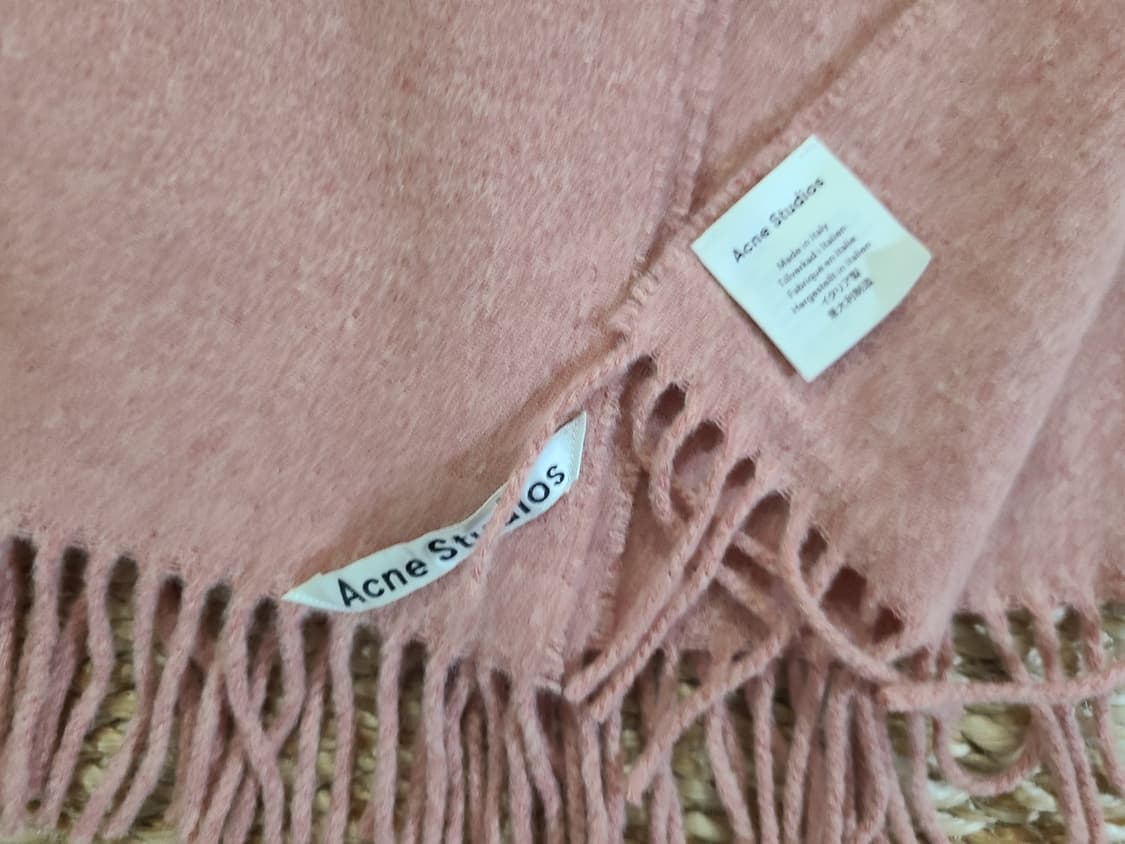 아크네 머플러 상품이미지2