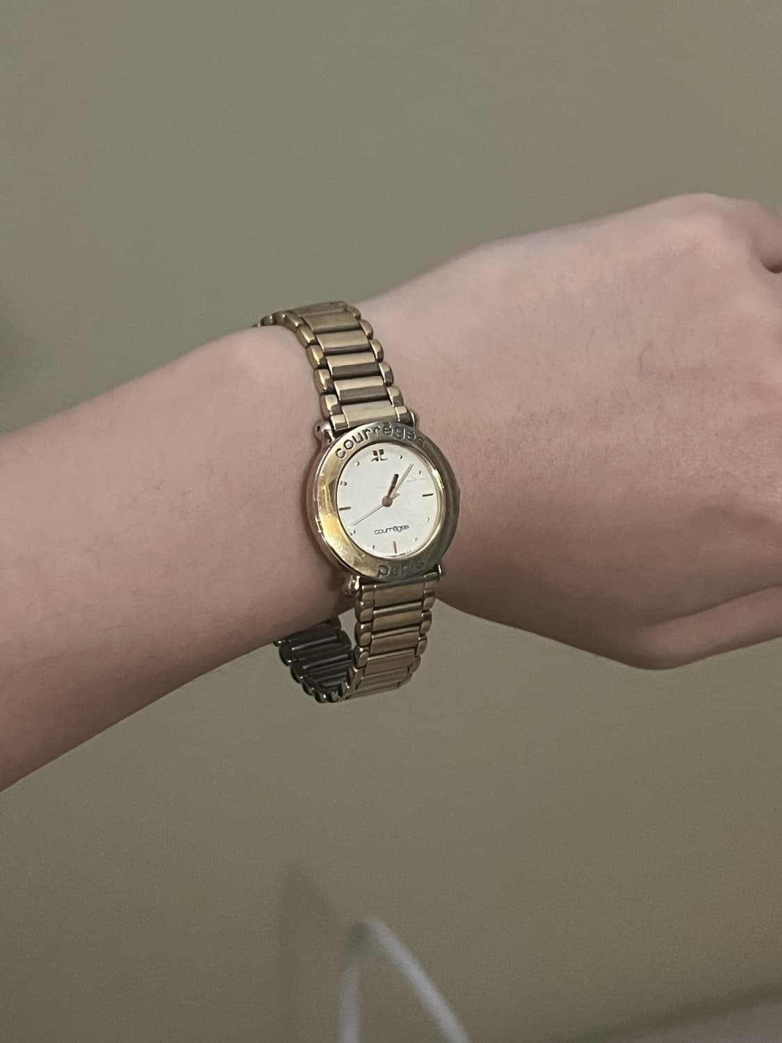 courreges 금장 메탈 손목시계 (정상작동) 상품이미지1