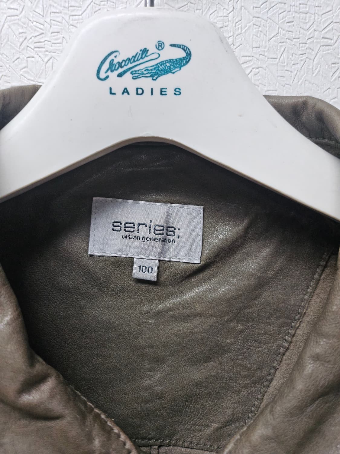 시리즈 포인트 포켓 양가죽 셔츠형 점퍼 SAUDS22201 (KHX, 카 상품이미지3