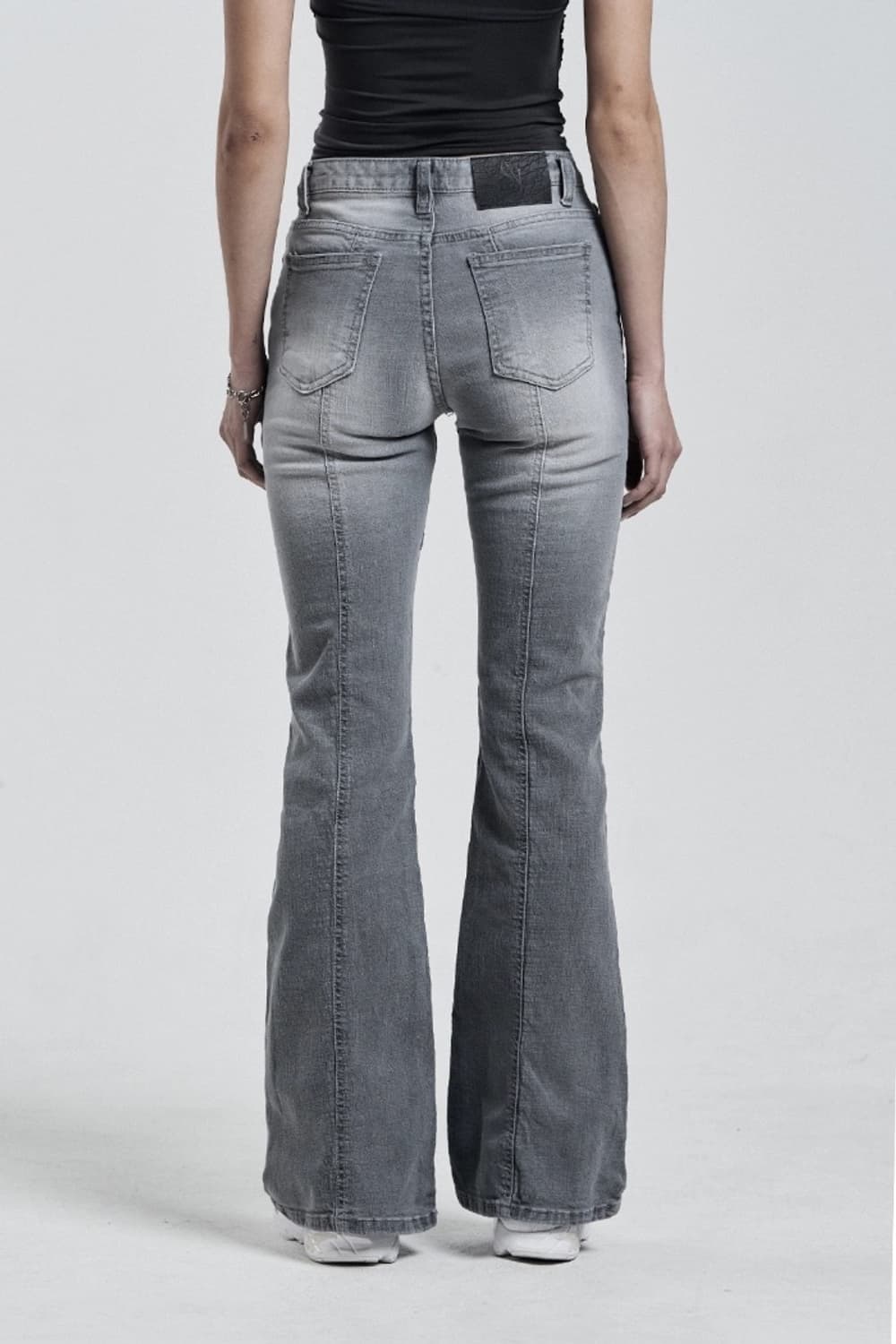 시너진 라인 워싱 데님 팬츠 그레이 M 상품이미지3