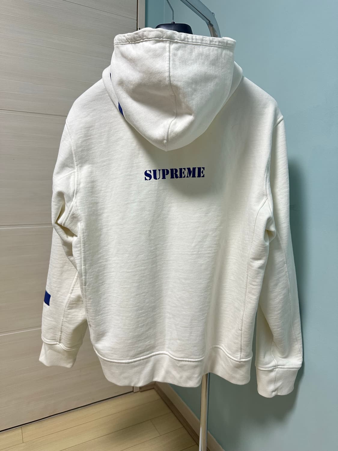 스톤아일랜드X슈프림 콜라보 화이트 리플렉티브 후드티 Xl 상품이미지2