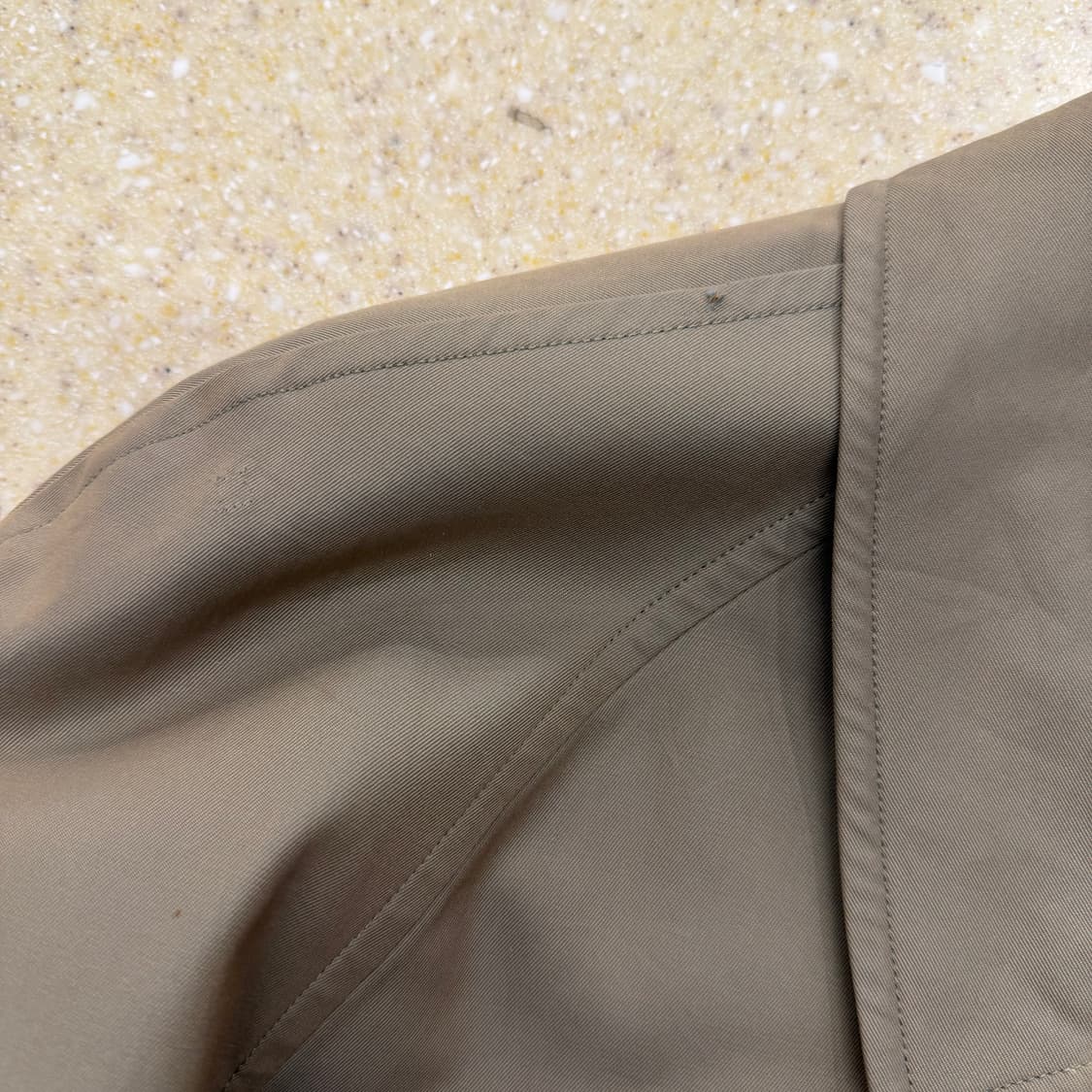 버버리 코튼 싱글 롱 코트 히든 버튼업 디테일 레귤러핏 베이지 상품이미지10