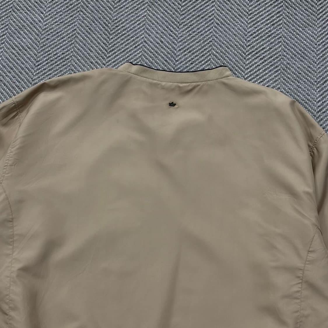 볼레 골프 브이넥 웜업 v2748 상품이미지4