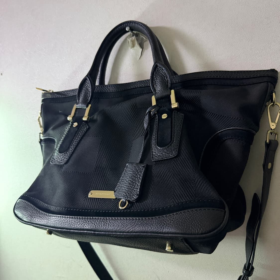 버버리 레더 토트&크로스 2WAY 백 상품이미지3