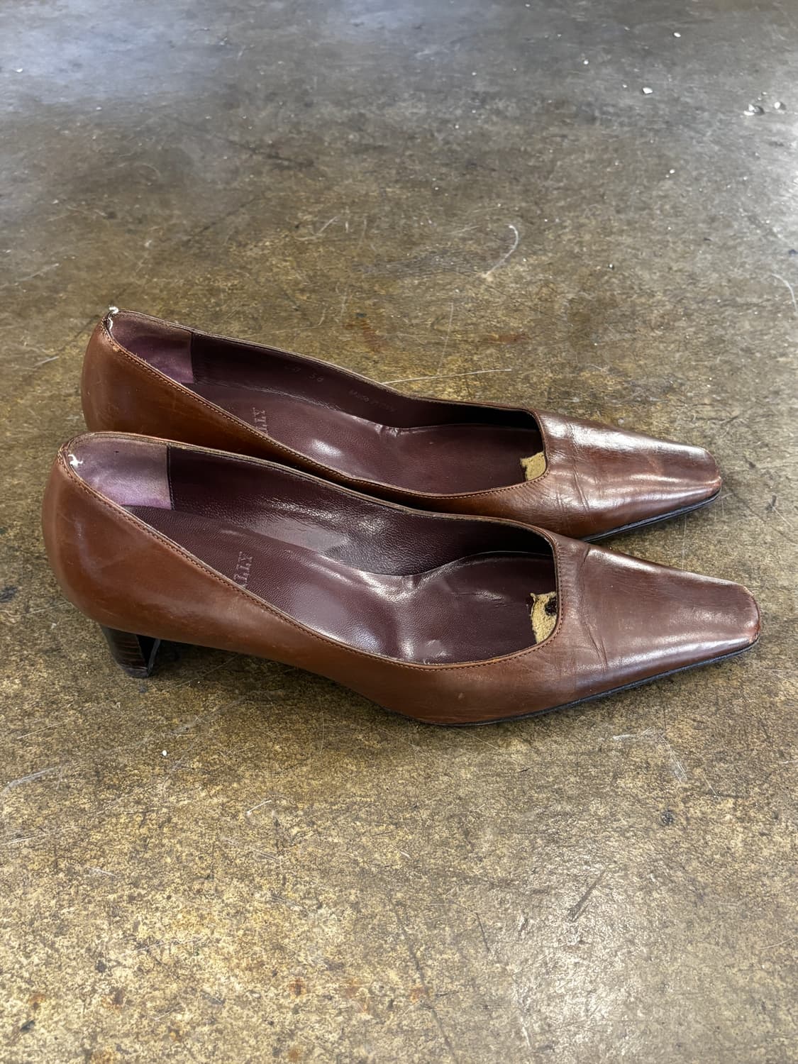 BALLY 발리 브라운 가죽 여성 펌프스 240 상품이미지3