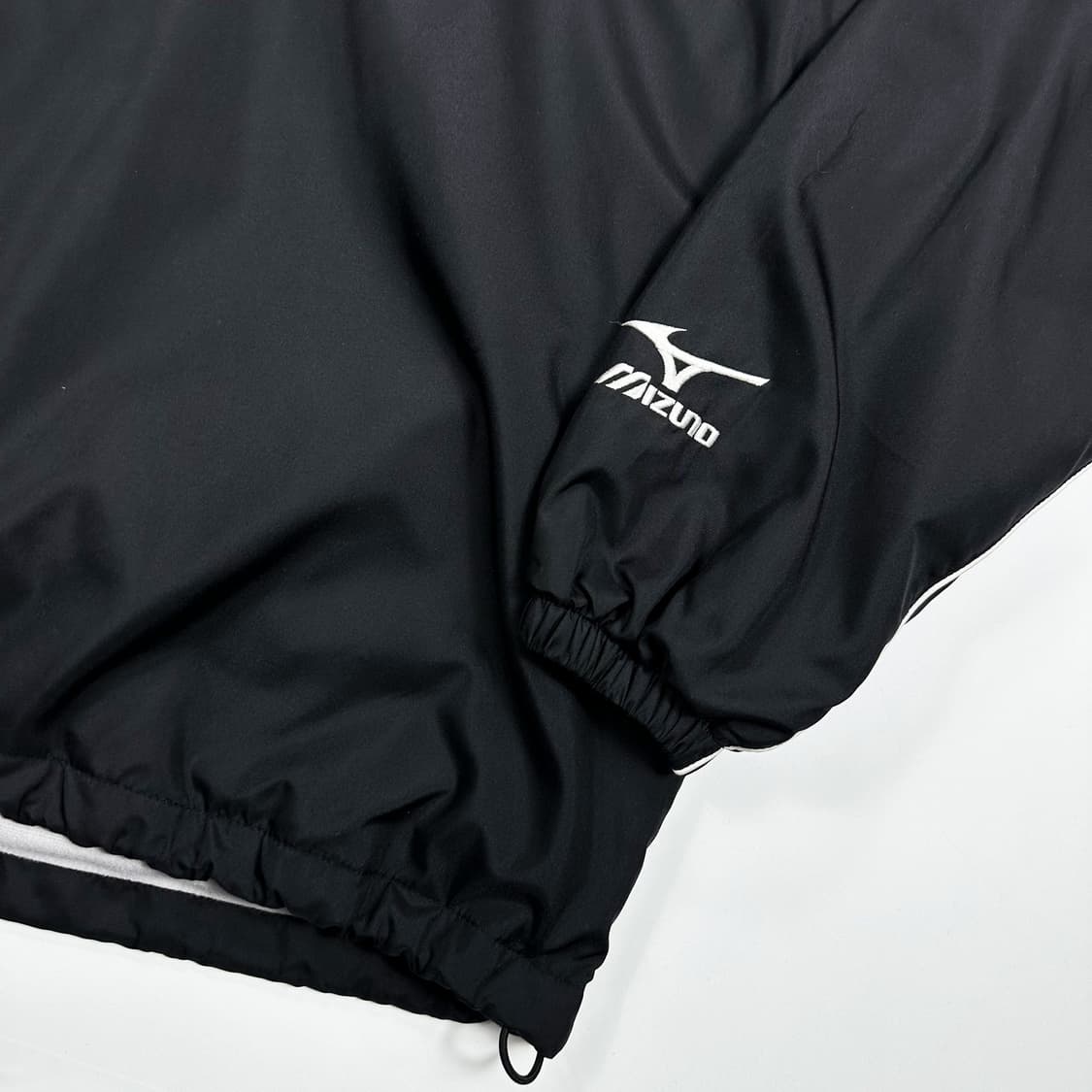 미즈노 올드스쿨 오버핏 하프집 우븐 웜업 블랙 S 상품이미지3