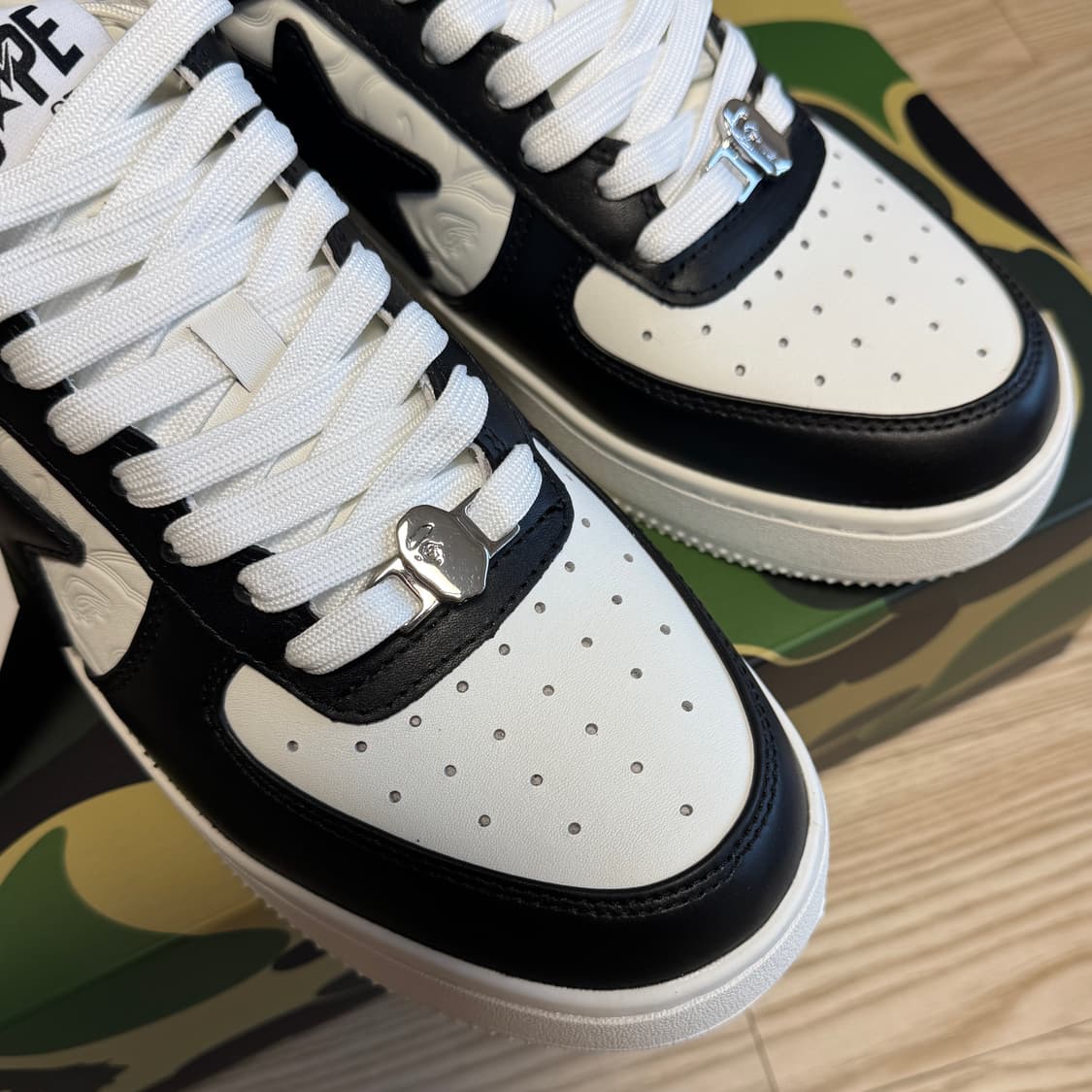 BAPE Bapesta 블랙/화이트 스니커즈 280사이즈 새상품 상품이미지3