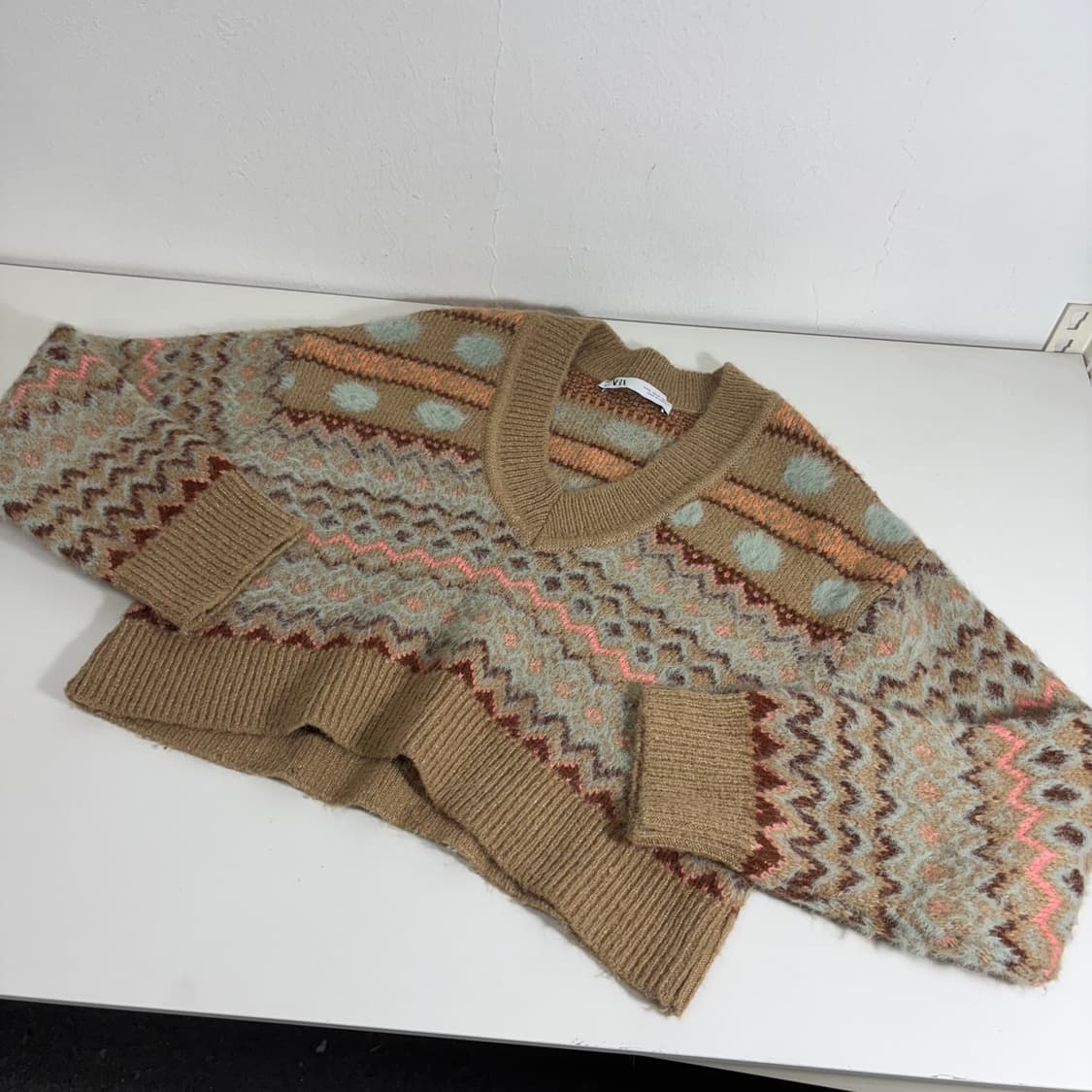 우먼S-M 자라우먼 베이지 크롭 브이넥니트 상품이미지1