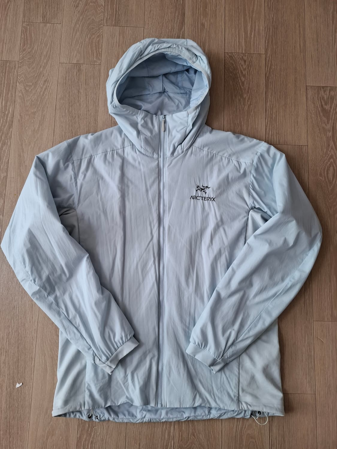 L 아크테릭스 아톰 lt 솔리튜드 후드 바람막이 하늘색 상품이미지1