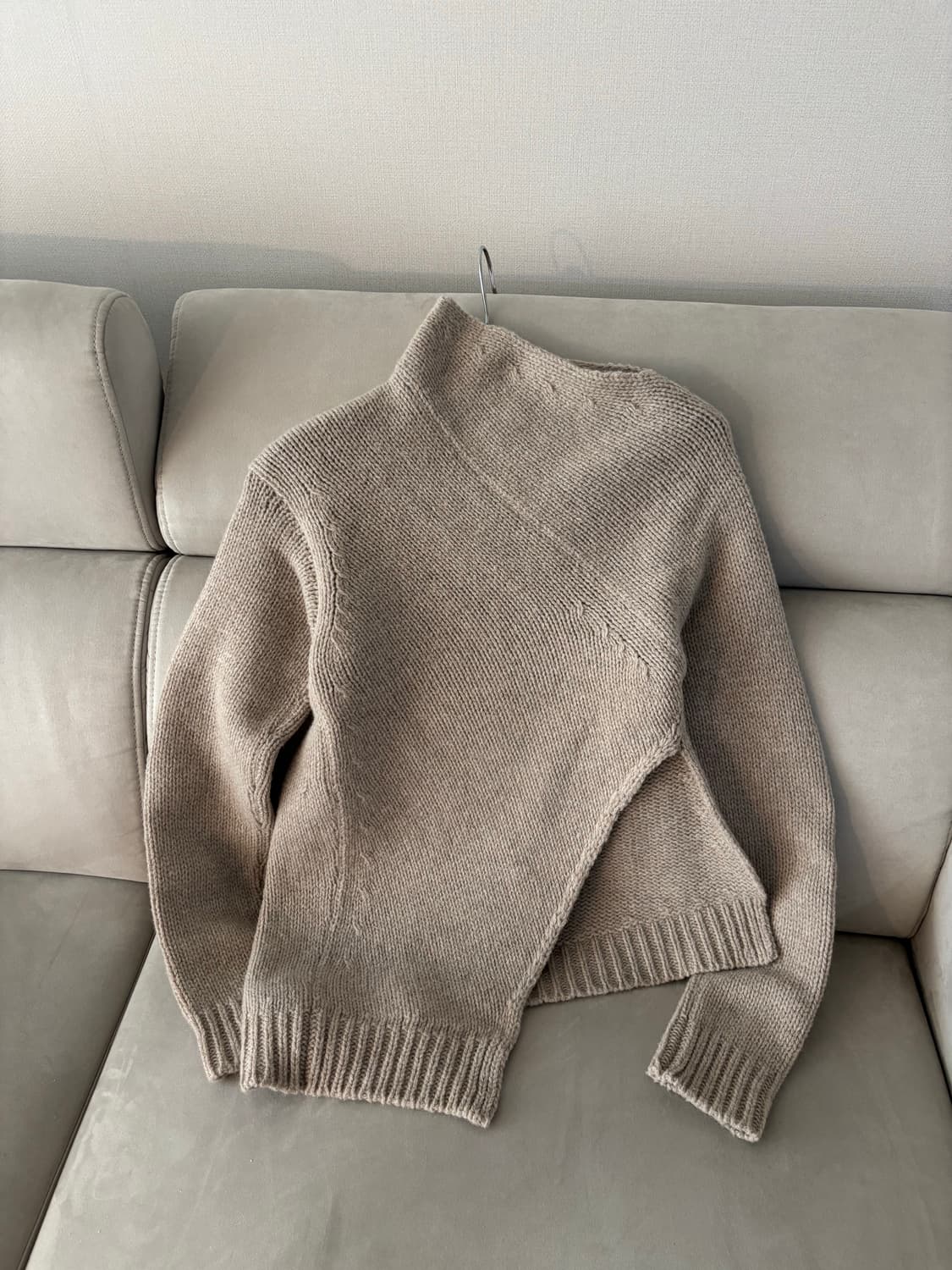 JIL SANDER 질샌더 스웨터 Asymmetric Sweater 상품이미지4