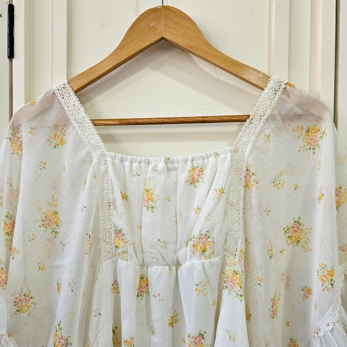 플라워 케이프 쉬폰 블라우스 상품이미지6