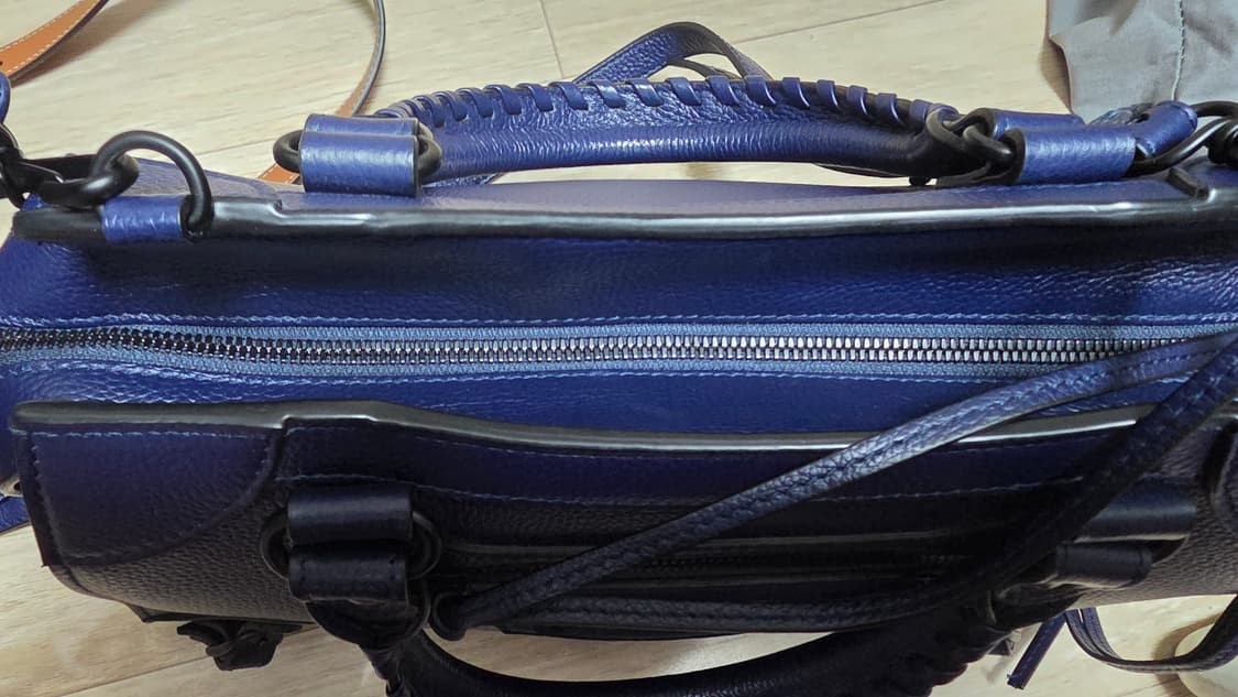 발렌시아가 네오 클래식 시티백 스몰 상품이미지4