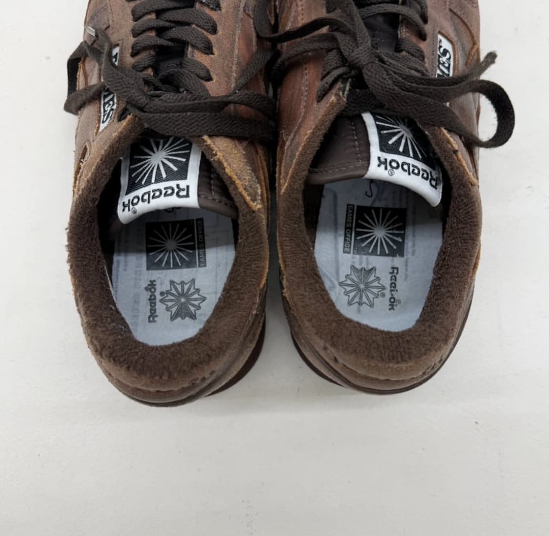 임스 x 리복 클래식 레더 상품이미지5