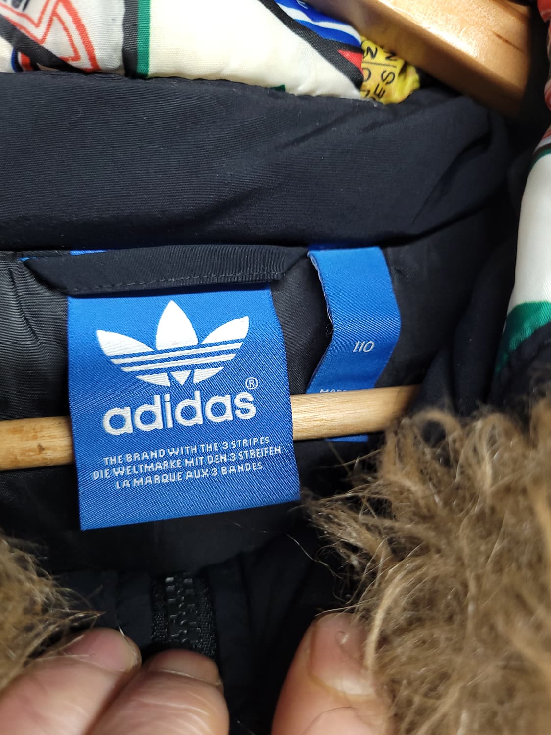 아디다스 오리지널 BADGE 덕다운 봄버  상품이미지4